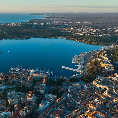 Harbor View * Pula